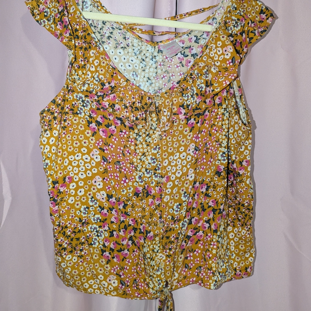 No Boundaries Yellow Gold Ruffled Cap Sleeve Blouse